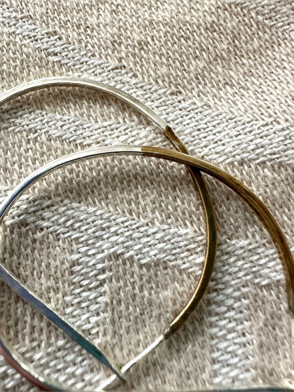 Two-Tone Teardrop Hoop Earrings Silver Gold Tone Modern Minimalist